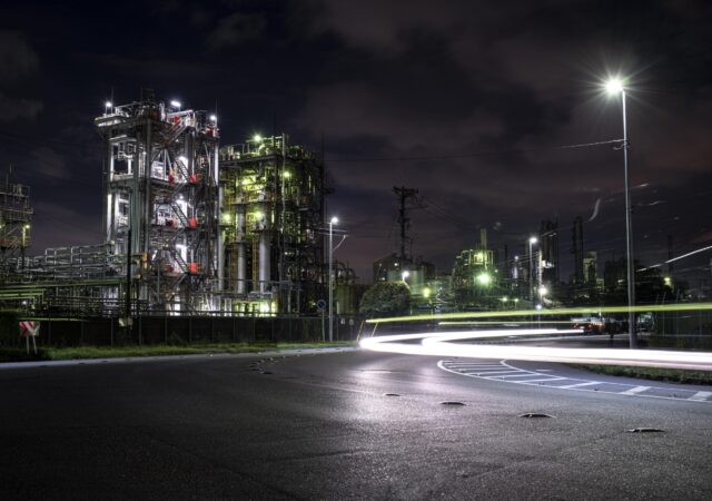 environmental-pollution-factory-exterior-night (2)